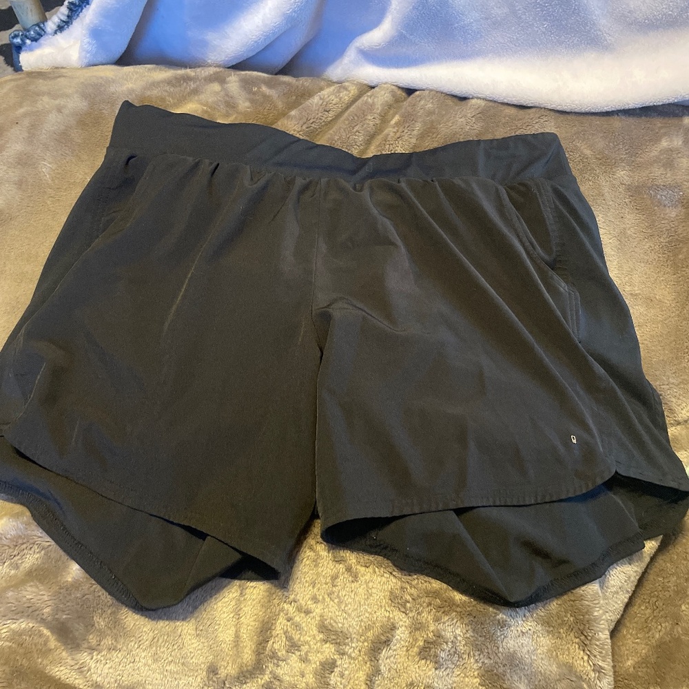 Tek Gear Women’s Black Athletic Shorts